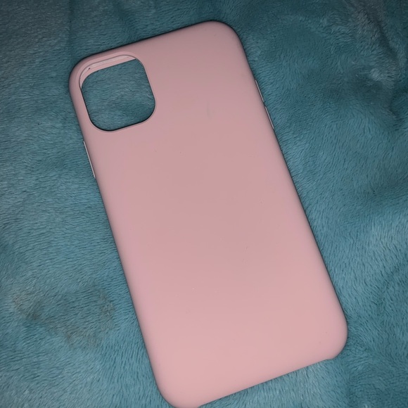Accessories - 🌼iPhone 11/XR case